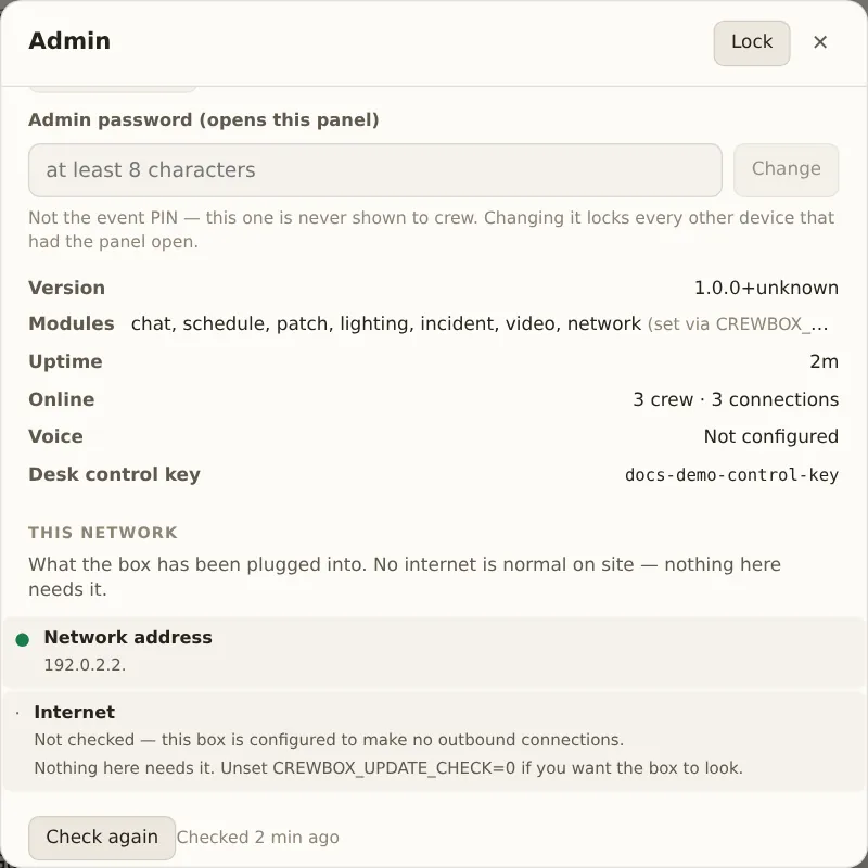 Admin, This box: the version, modules, uptime, online count, voice, and the Desk control key